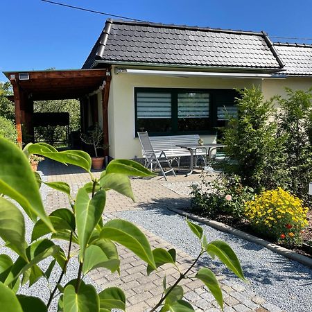 Ferienhaus Amare Mit Fasssauna, Eigener Terrasse & Kamin Bautzen Ngoại thất bức ảnh